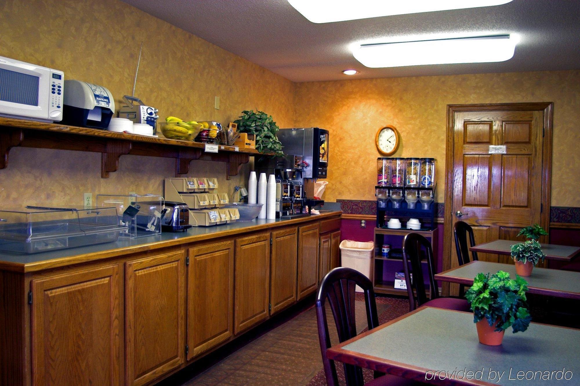 Americas Best Value Inn York Restoran foto